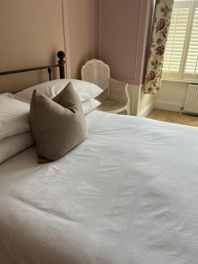 هاروغايت Private Apartment - 3 Bedrooms المظهر الخارجي الصورة